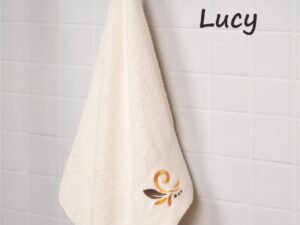 Σετ πετσέτα 3τμχ με κέντημα στη φάσα  Σx. Lucy σε κουτί 430 gsm 100% cotton   Flamingo | Maril Home